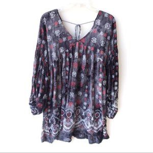 Velzera Batik Bohemian Long Sleeve tunic gray M